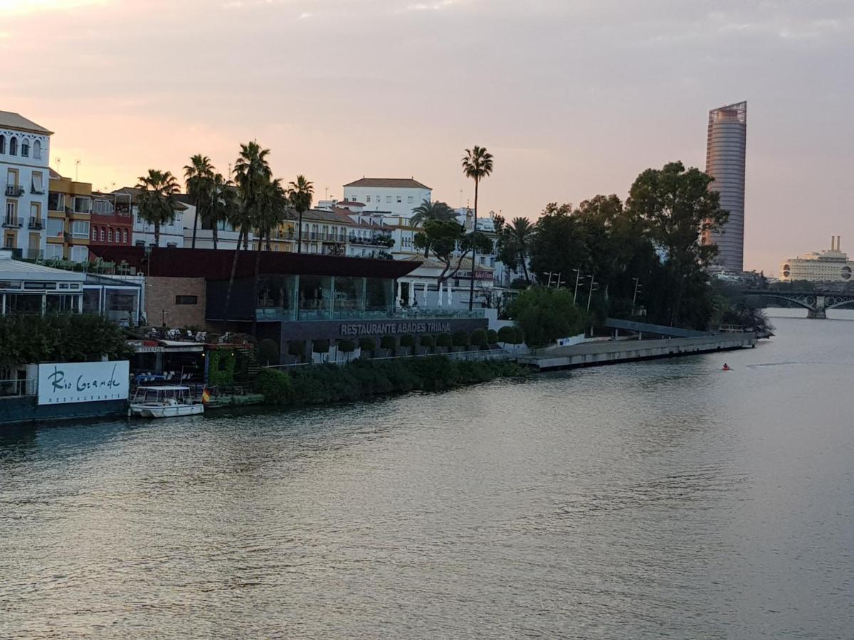 Magnifico Apartamento Tipo Duplex En Triana セビリア エクステリア 写真